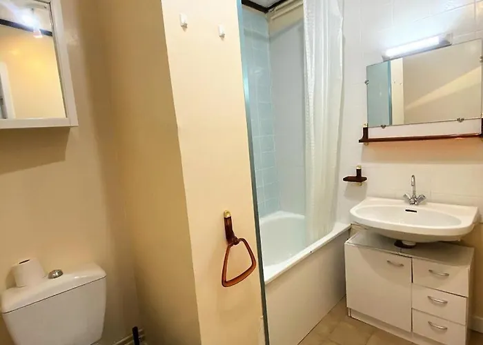 Appartement Roc De Peclet 1 - Location: Pour 4 En Bordure De Pistes Mae-9070